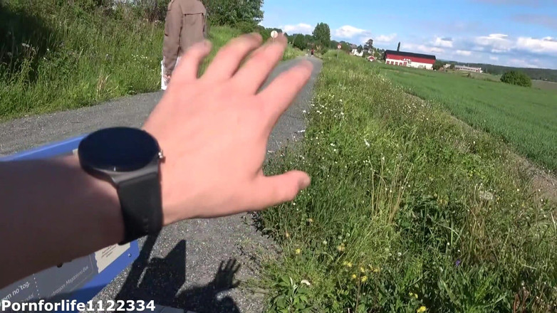 Pornforlife1122334: Téměř jsem byla chycena při prstění naivní školačky Krémová kundička na...