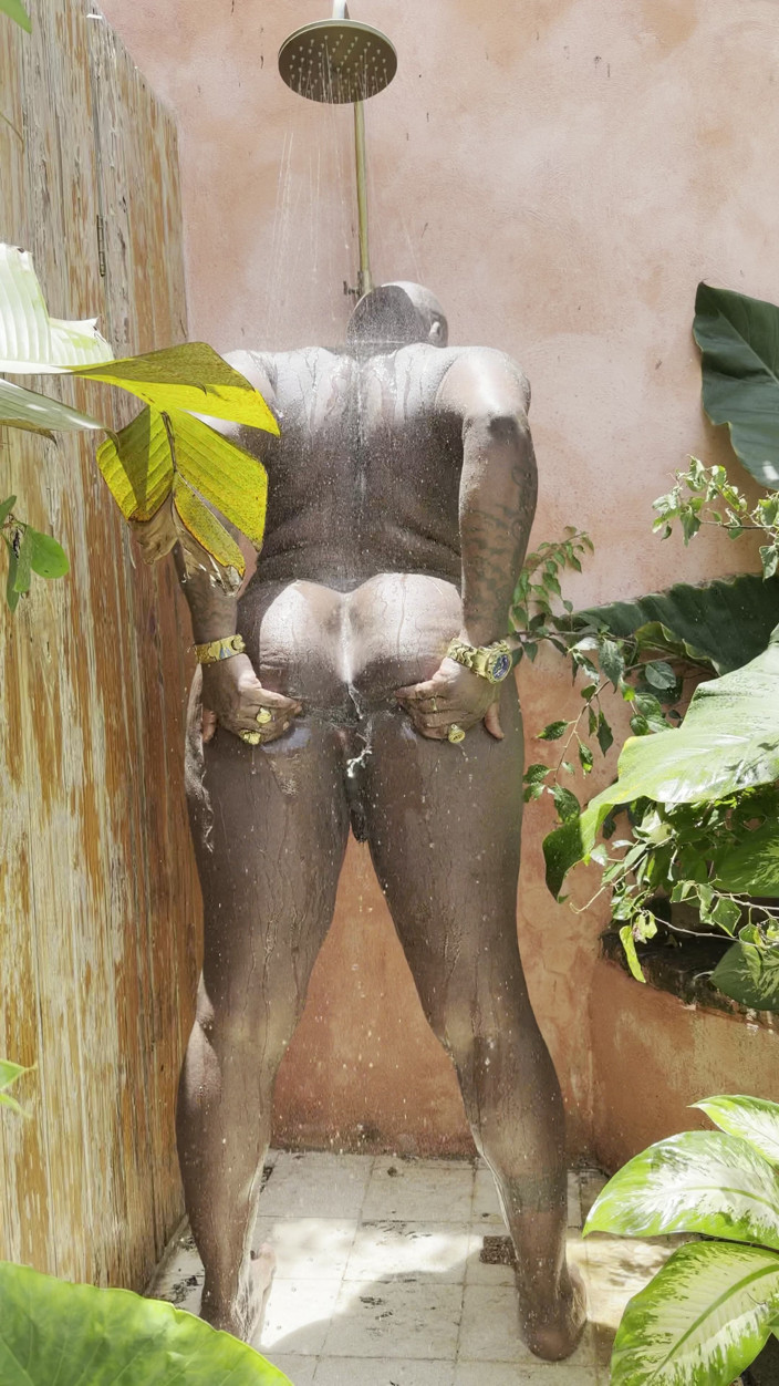 DADDYBLACKXXX: बड़ा लंड डोमिनिकन ठग अपनी पत्नी को काली गांड चोदने के लिए धोखा देता है