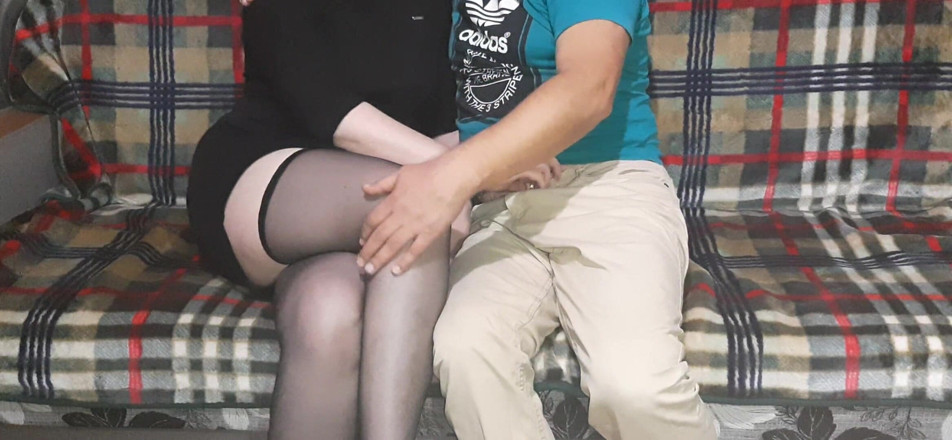 Vik_All: Ma femme me trompe avec mon voisin.