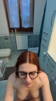 I Fuck My Girlfriend Hard in the Bathroom and in Her Face