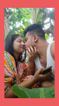 Video musik pasangan india