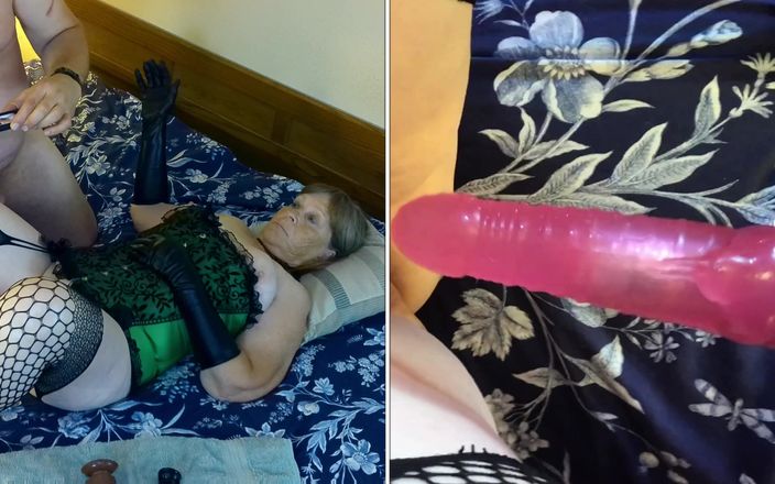 Carmen Angel: A Granny Highlander’s Foreplay &amp; Dildo Fucking