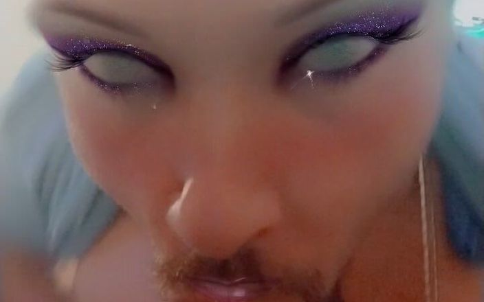King Of Crossdress: Sucking a Huge Dildo