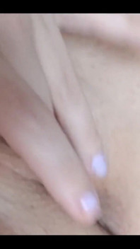 Dedilhando meu molhado