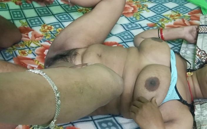 Manjushukla: Домохозяйка дези занимается жестким сексом со своим мужем.