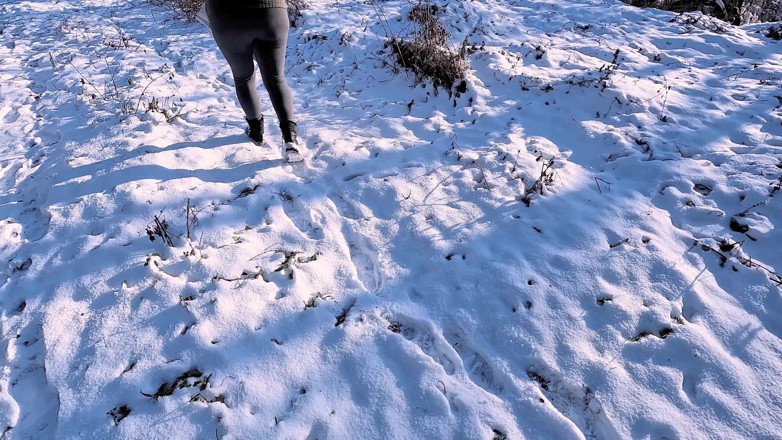 Bouncy Tits Action: Topless Hiking in the Snow Getting Slapped
