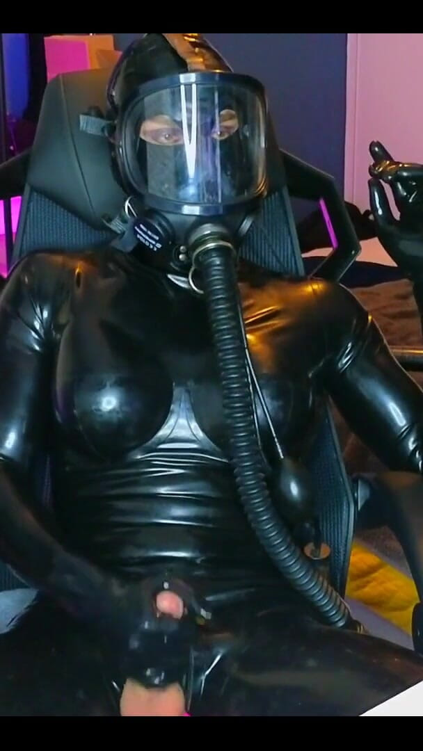JessicaXD: 3882715028.mp4