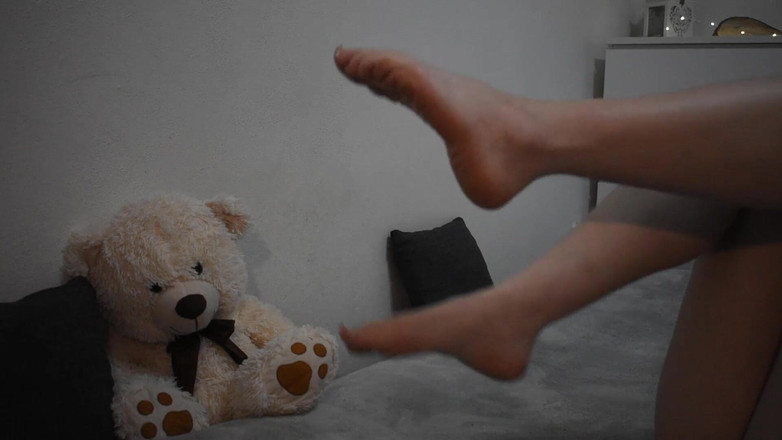 Miley Grey: Sexy nohy na kameře - Miley Grey