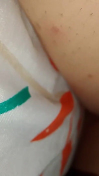 Femboy Di Notte Viene Registrato Nudo Nel Suo Letto