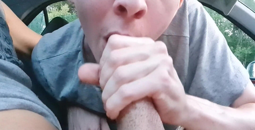 Prettyboi2000x: Einen Typen in Seinem Auto Blasen, Bis Er Kommt - Prettyboi2000x