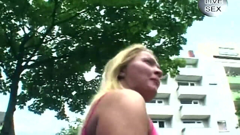 NAUGHTYPOLSKA: Zralá blondýna prsty nedbalá mokrá kundička k zaťukání orgasmu