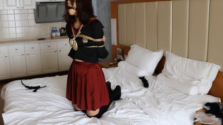 Aisan girl bondage: Gg05-Super Lembut Kaki Terdedah dan Kekangan Nautika