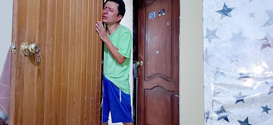 Lady: Îmi găsesc frumoasa și țâțoasa fiică vitregă în cameră și o fut