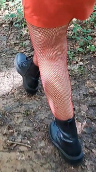Saya Doigter Dans Les Bois!