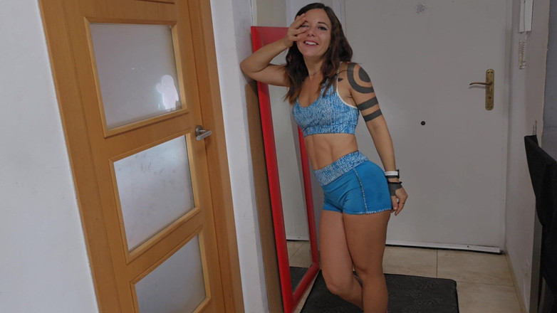 dafnedenoch: Üvey Anne Yüzüne Osuruyor