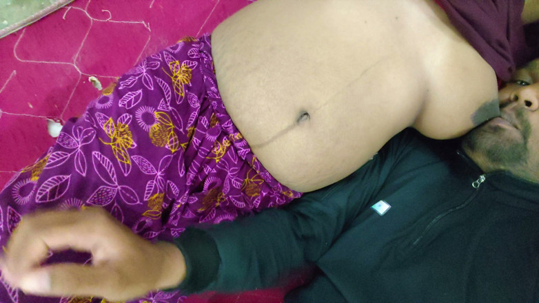 Premi pooja: Desi Bhabhi Boobs Sucking Romantic Desi Video