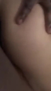 Mamă sexy anală cu țâțe mari fute o pulă neagră, partea 001