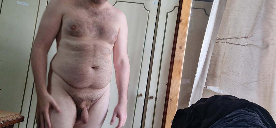 Mirko2589: All Naked in Room