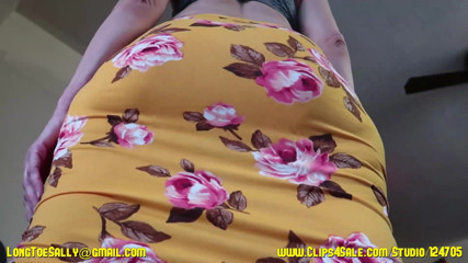 Long Toe Sally Big Buns: Flower print dress twerking