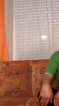 Gina panas melancap semasa pasangan berkongkek di hadapannya