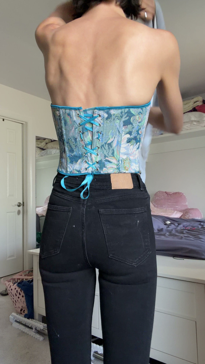 Ms_Emmy_Lynn: Sfw Corset Jeans Sexy Business Outfit