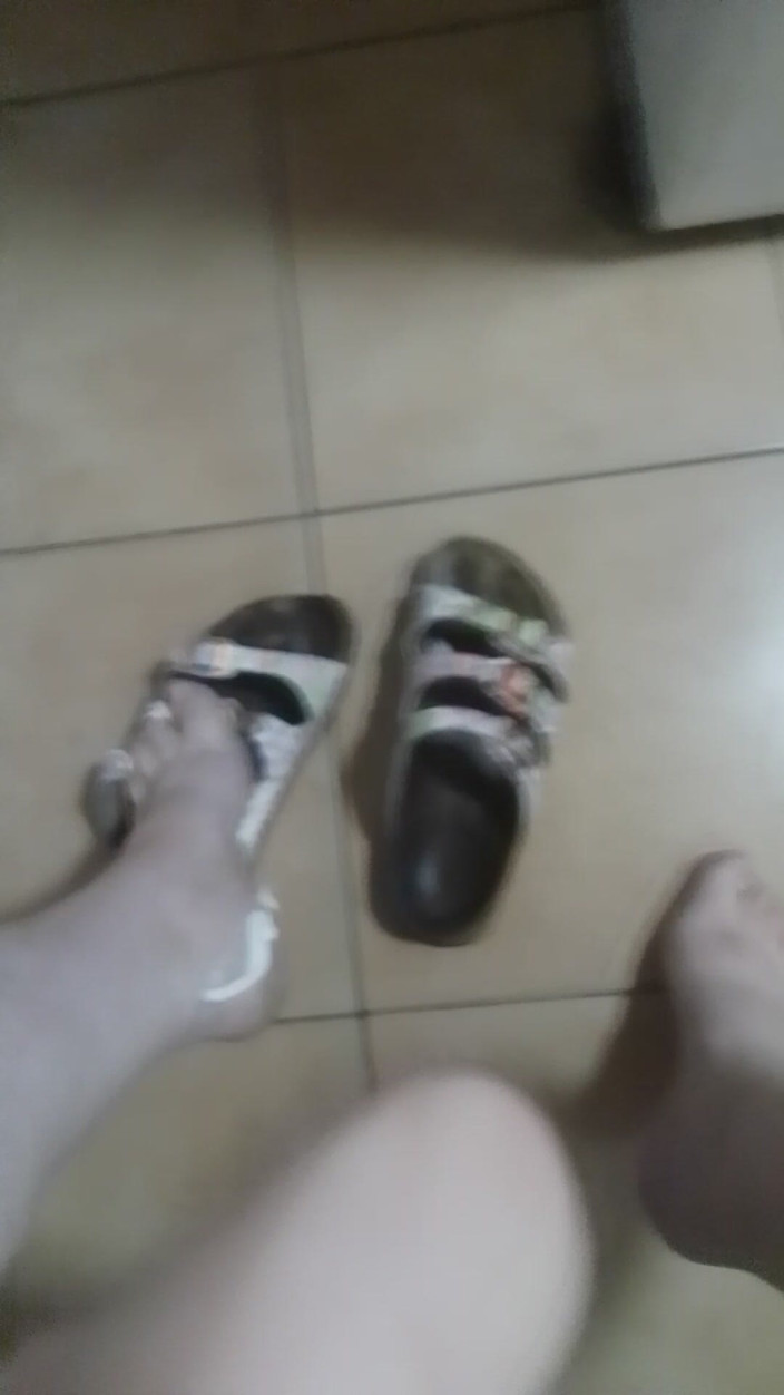 tammara big: Creamy Slippers