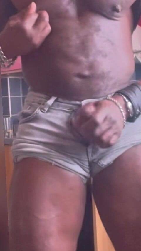 Black mature kinky muscle: Skórzana sesja obrzeża i rozładowywania BBC