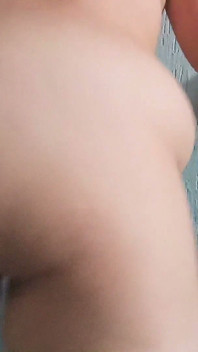 Witchy Hands: Spreading and Bouncing Ass