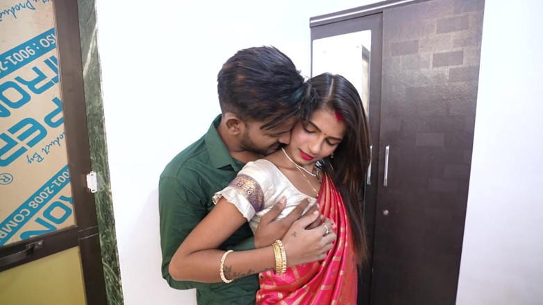 SEXYBHABHIX: La pornostar indiana sanjana ha un nuovo sesso virale con...