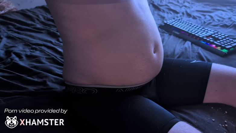 ElementX1018: Stomach Training Session: Birthday Cake 1