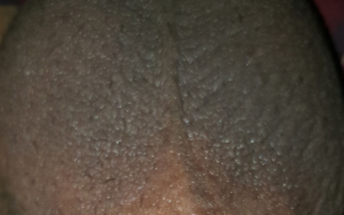 Licass: हैण्डजॉब बॉय अलोन