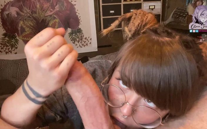 Olivia Jarden: Carina giovane studentessa studentessa e gola profonda per un cazzo...