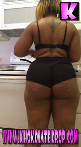 Big black clapping booties: Big thick booty, episode 4