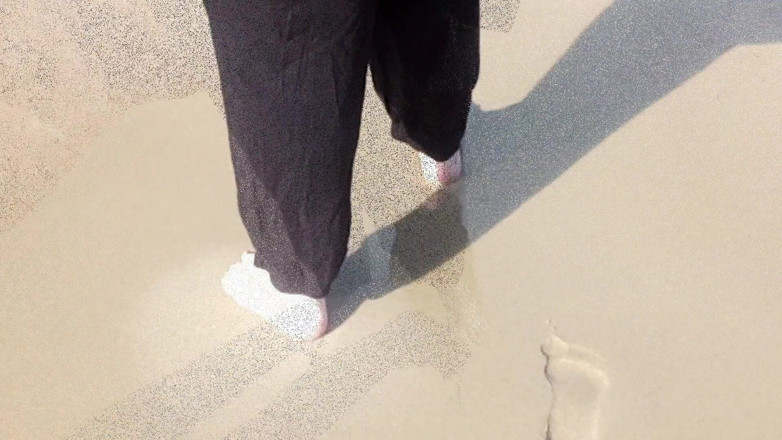 LaLaDelilah: Beach feet