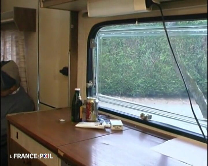 Rue Chaude: Perverzní děda jde dostat koule z autobusu děvky.