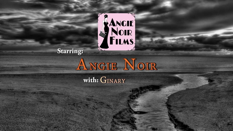 Angie Noir: Nevlastní dcera učí matku fisting w Angie Noir a Ginary