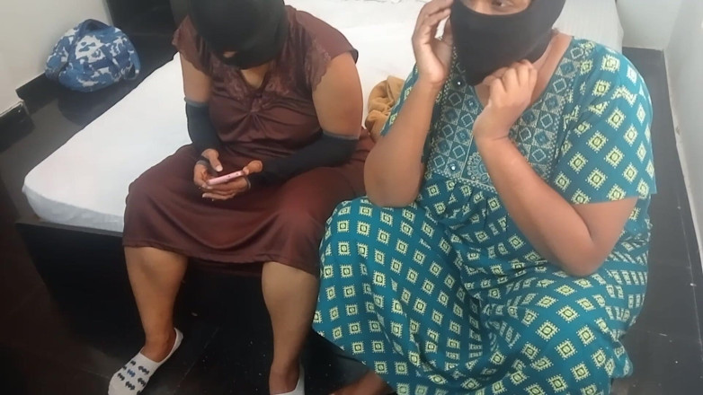 Tamil lesbian: Discussed About Shoot