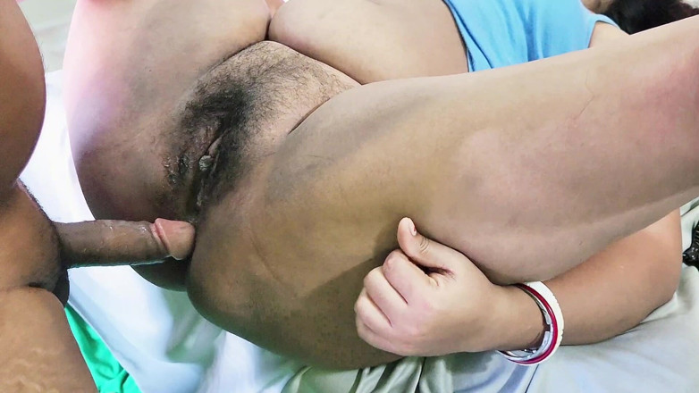Puja_bhabhi0: La matrigna si è fatta scopare dolorosa a lungo con squirting...