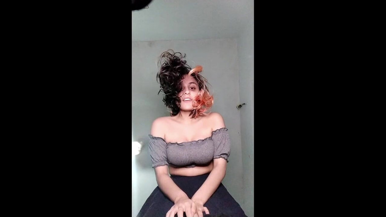 Ms Candy Bunny: 踏みつける願い