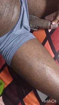 Une Muscline kenyane poilue