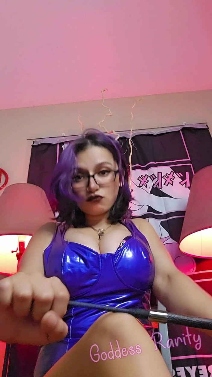 Goddess Rarity: La diosa Rareity te convence de estar enjaulada para siempre