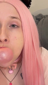 Bratty Bubblegum dziwka dmuchanie baniek
