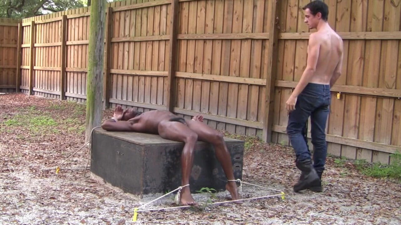 Dream Boy Bondage: Forgotten Slave - Chapter 4