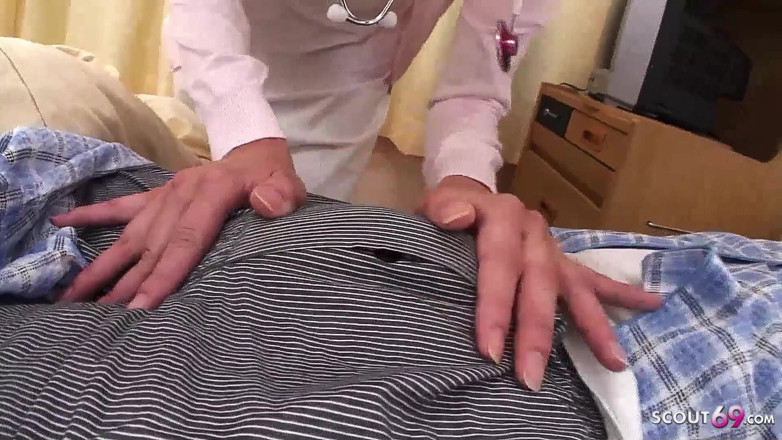 Asian porn collection: Skinny Japan Nurse Teen gives Patient Blowjob and gets Cumshot