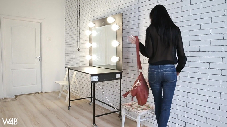 Watch4beauty: First Light