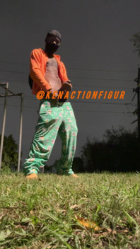 Kenactionfigur Busting a Big Ass Nut Outside the Trap House