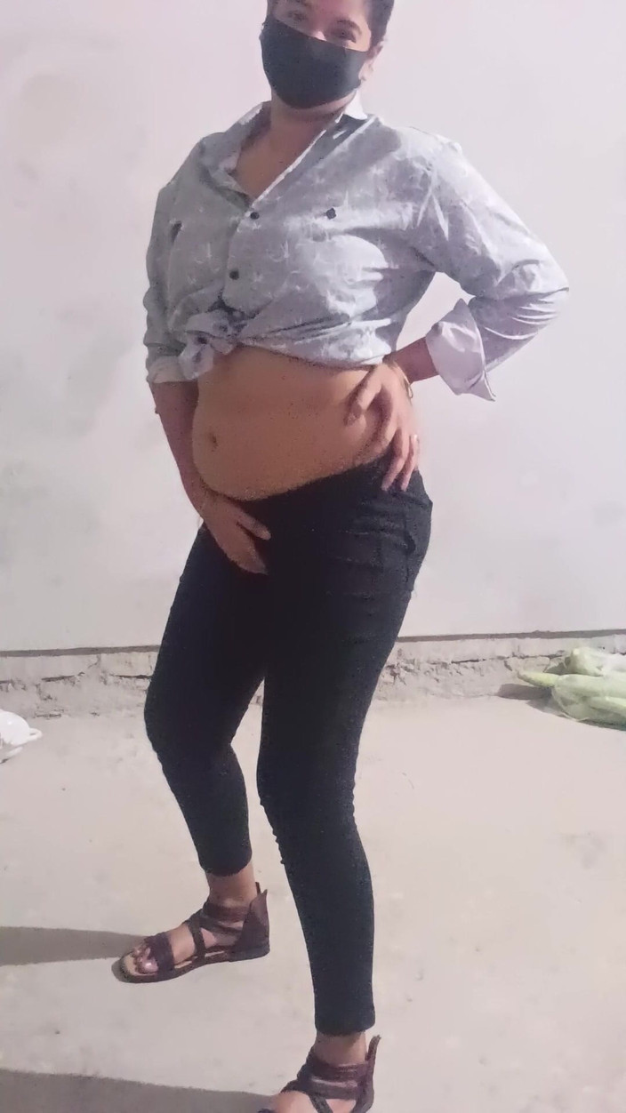 Taniyaxx: Bangla XXX Nagrywanie wideo tytułu