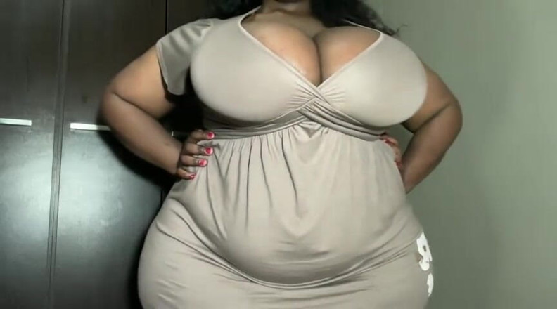 Legendary Booty Overdose: Jęczący BBW cieszy się w łóżku