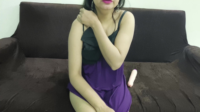 Saarabhabhi6: Saara cantik India menjolok pepek tetapi ditangkap oleh abang tiri...