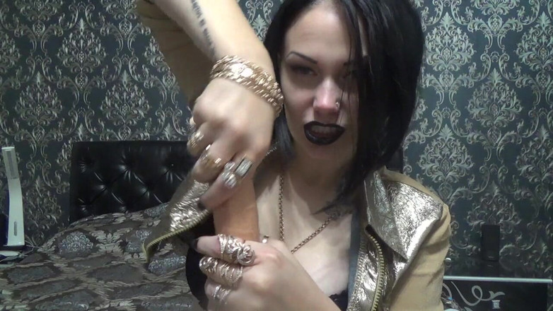 Goddess Misha Goldy: 18個の金の指輪でHJ!ジュワーリーフェチ!